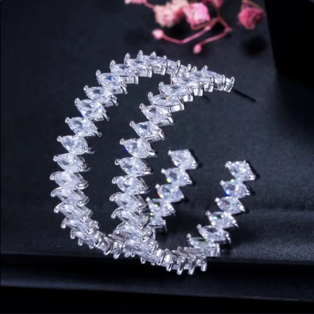 New Women’s 925 Silver Marquise Cut Diamond Earrings - Picture 1 of 4